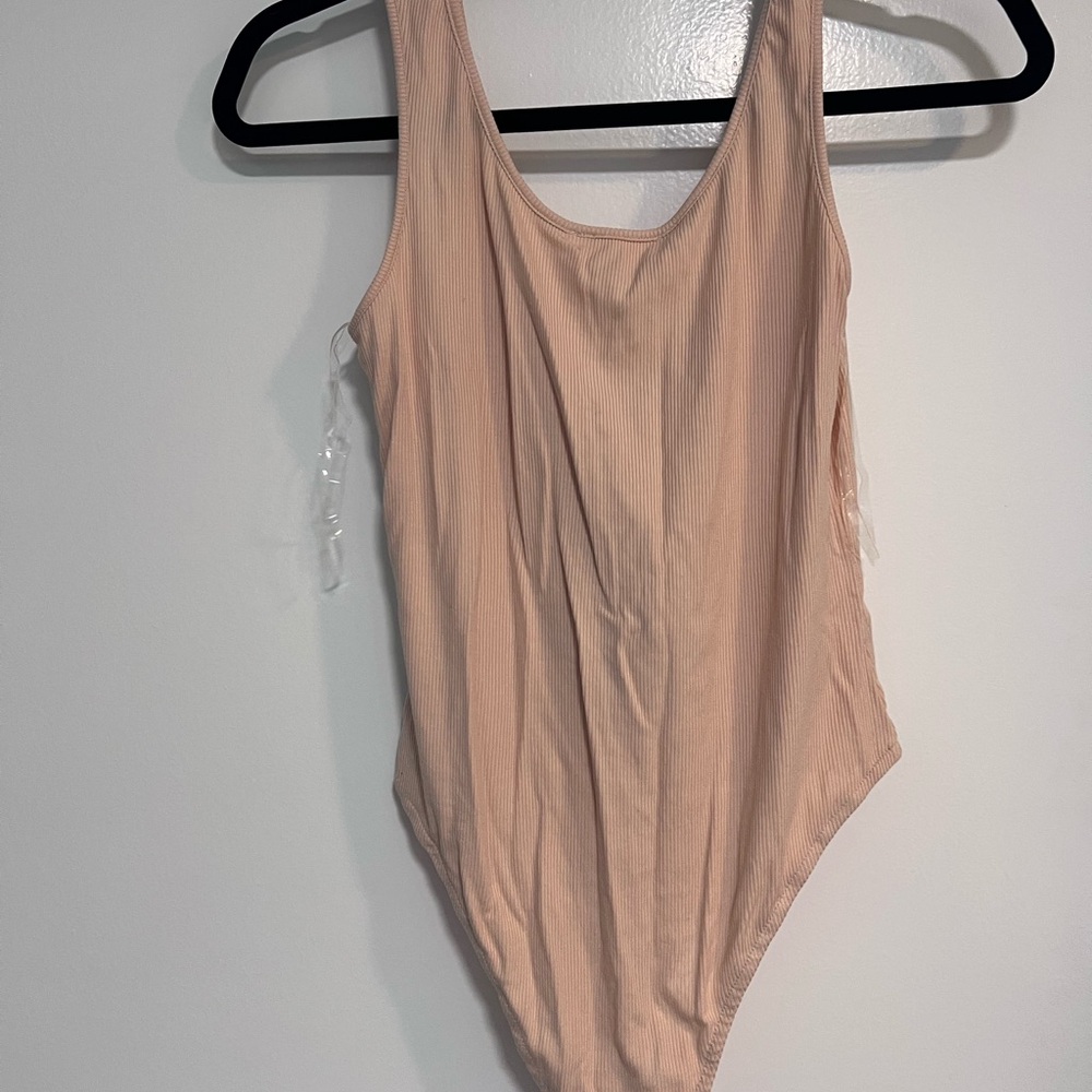 Listicle Blush Ribbed Top - Picture 3 of 3